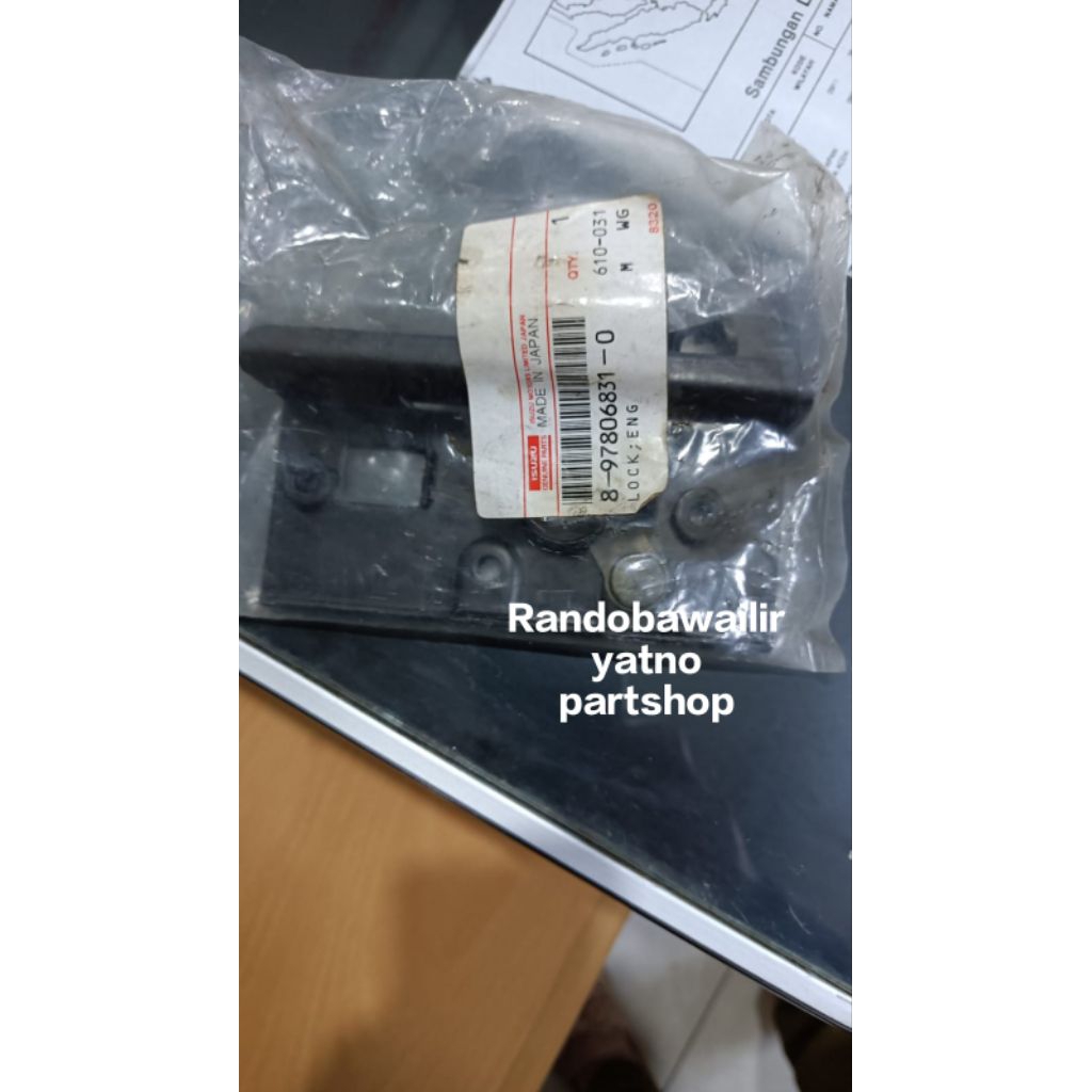 LOCK ENGINE HOOD KUNCI KAP MOTOR BAWAH CHEVROLET LUV/TROPER ORIGINAL