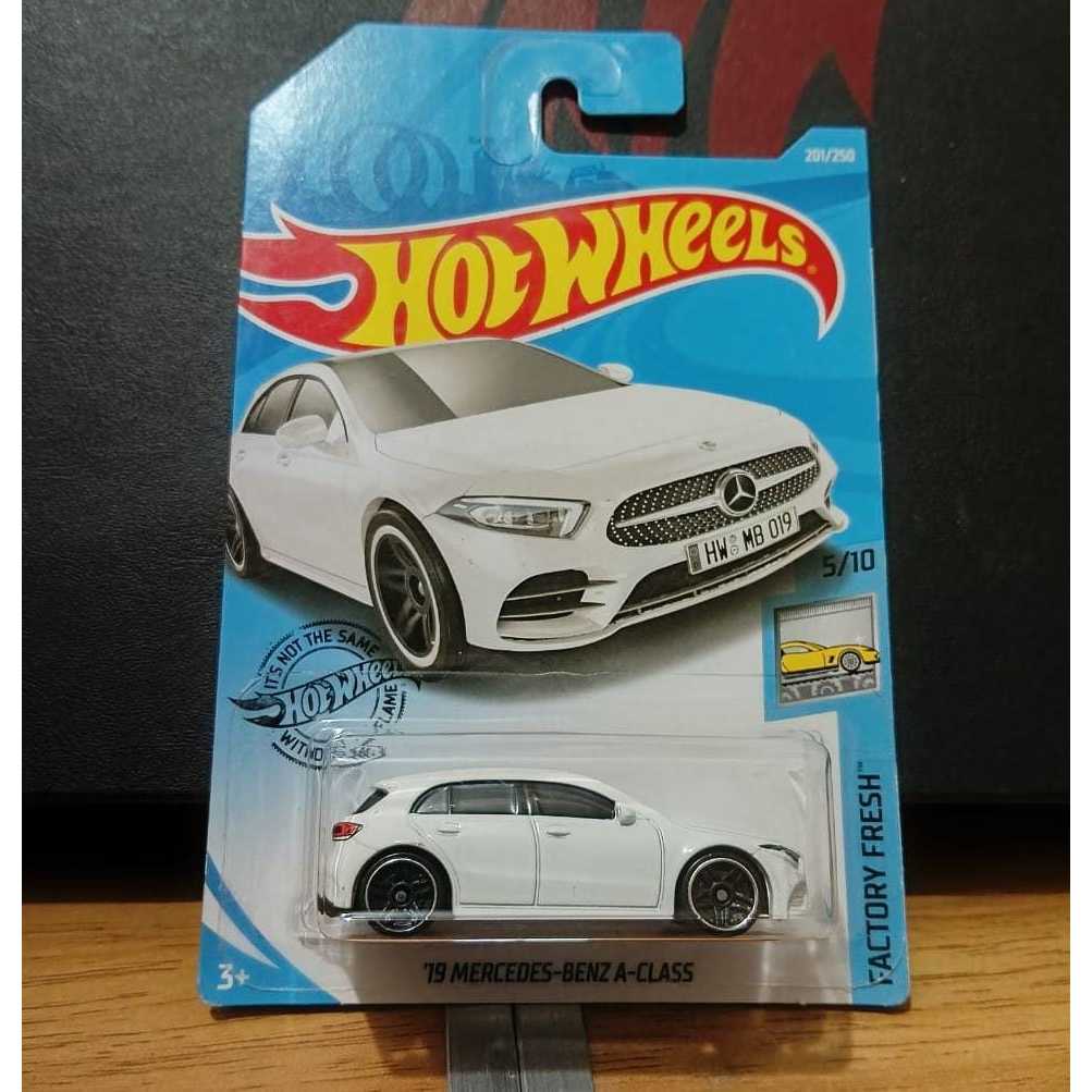 Hot Wheels 19 Mercedes Benz A Class