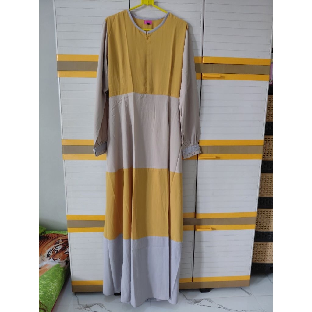 Gamis Ceruti Sifon Preloved