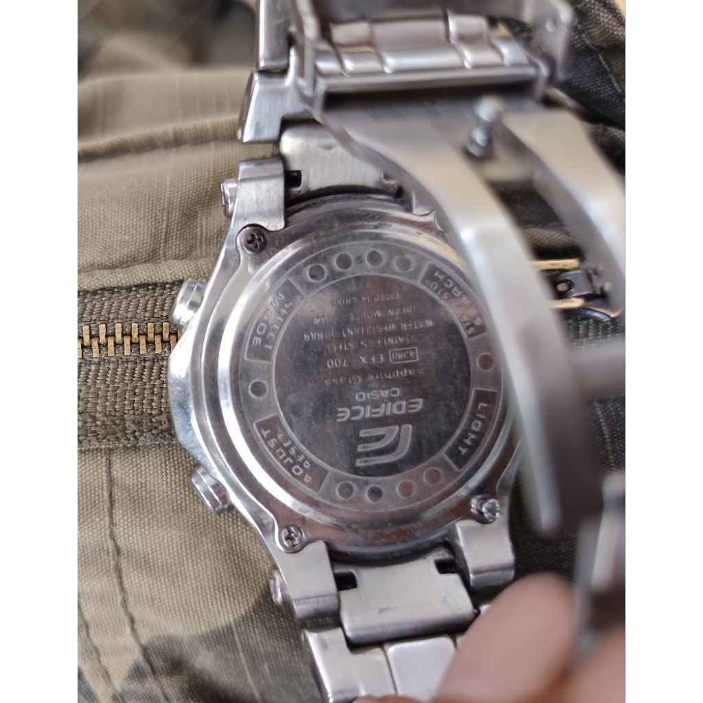 jam tangan Casio edifice efx - 700 matot