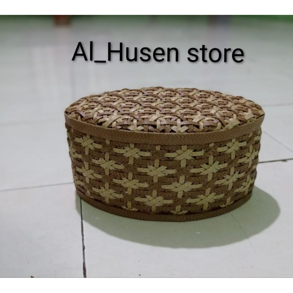 [Peci/Kopiah rotan sintetis]