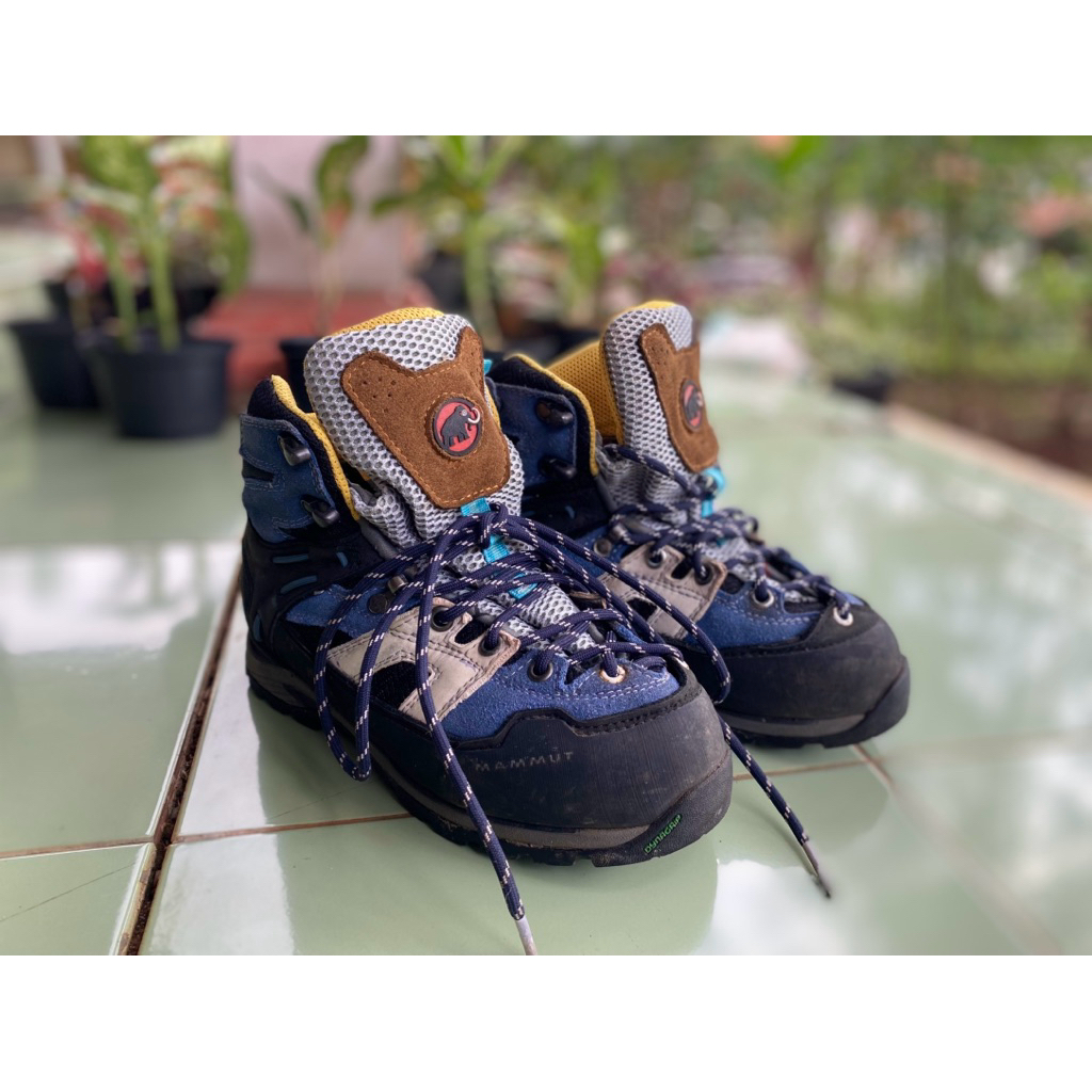 Mammut treking shoes sepatu gunung hiking