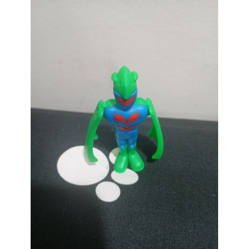 Mainan KinderJoy Manny