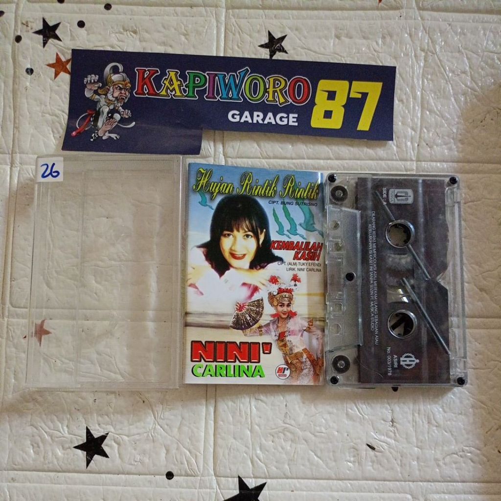 KASET PITA,,,NINI' CARLINA HUJAN RINTIK RINTIK