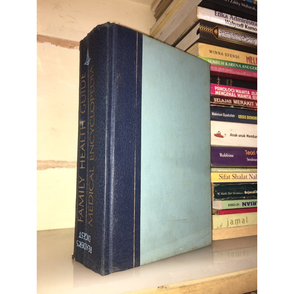 Buku Family health guide medical encyclopedia