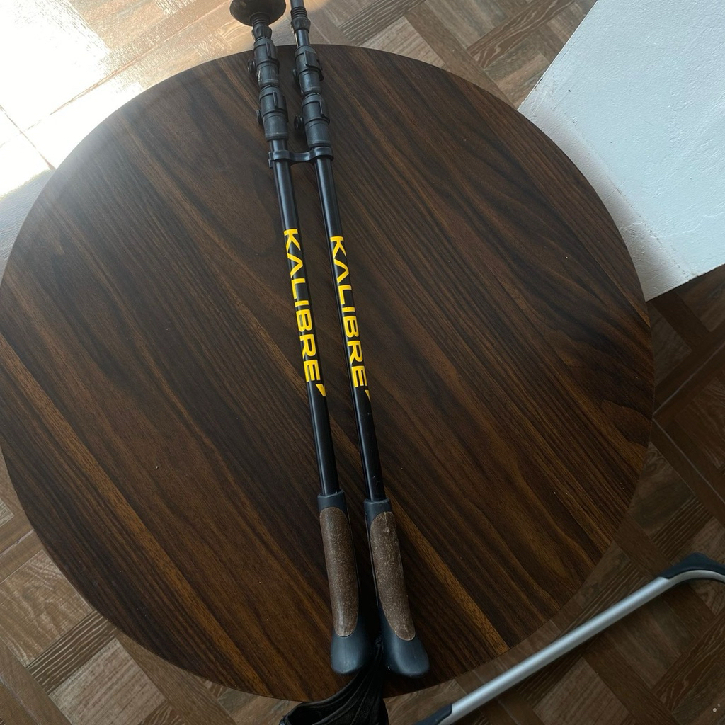 Preloved - Tongkat Hiking Trekking Pole Kalibre Second (harga 2 pcs)