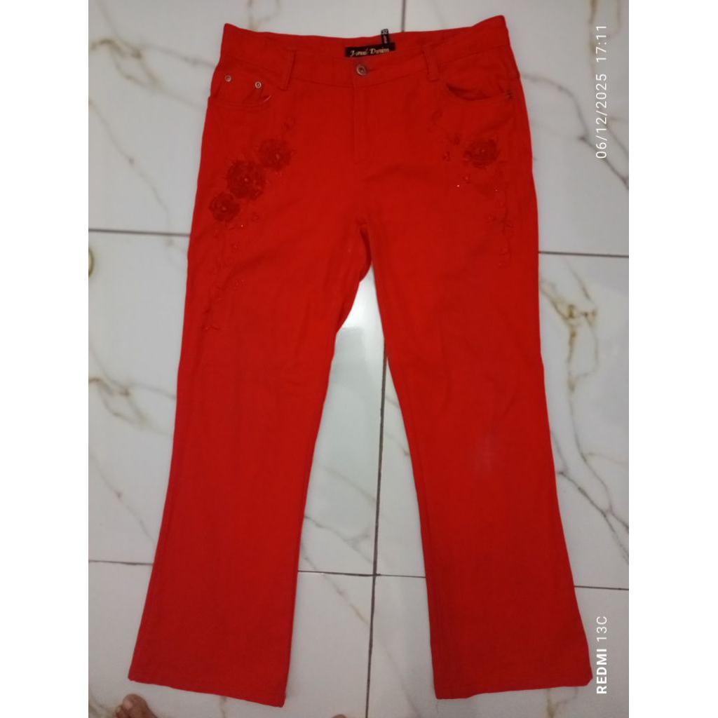 preloved celana panjang jeans cut bray wanita merah cabe j-mail denim