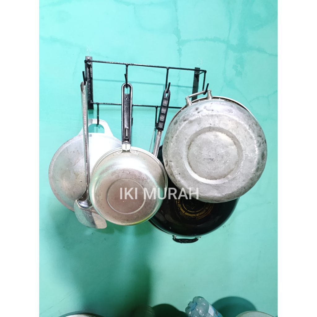 Rak gantungan wajan dan panci / Cantolan wajan serbaguna
