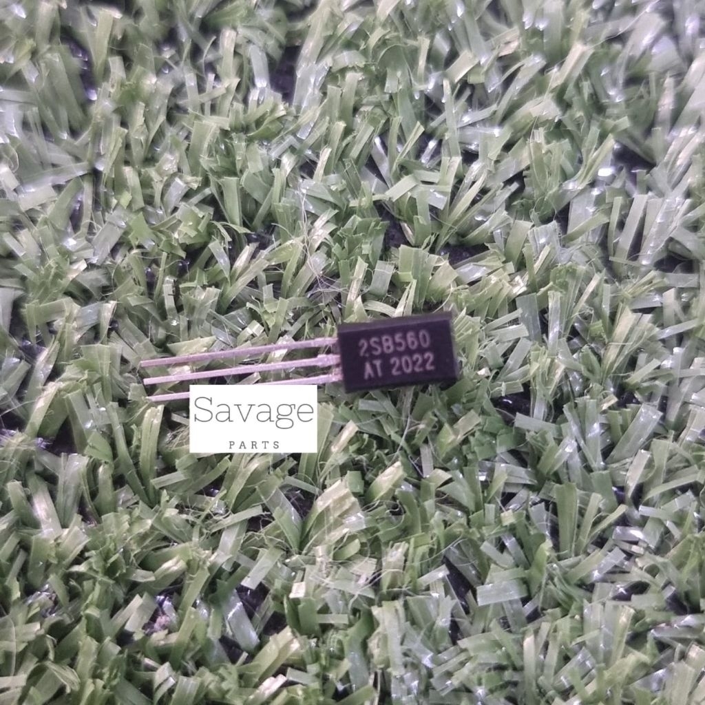 TRANSISTOR SB560 SB 560 TR 2SB560 B560 SB 560
