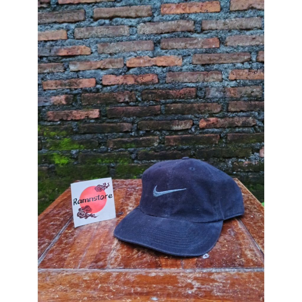 topi nike vintage