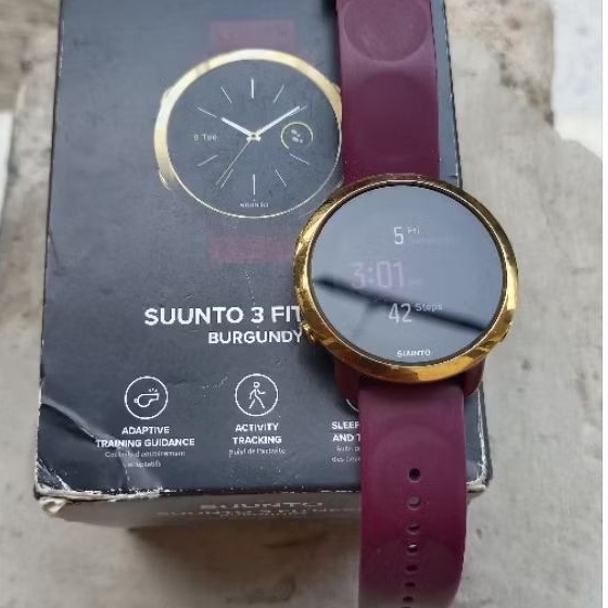 jam smartwatch SUUNTO 3 FITNESS burgundy