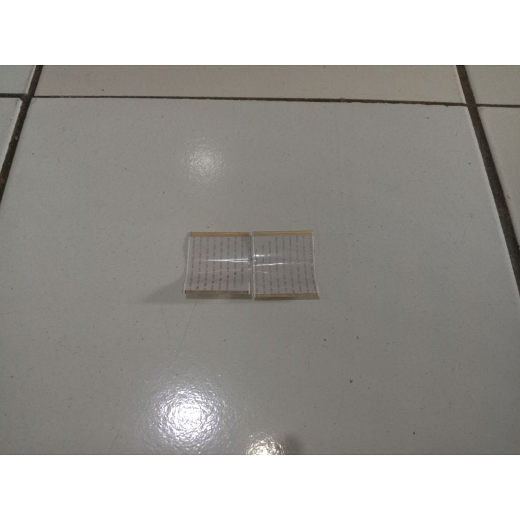 kabel tcon tv Samsung LA32D550K7M satu pasang