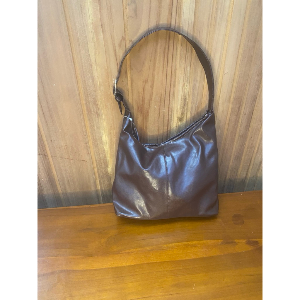 Tas Slempang Wanita Model kekinian