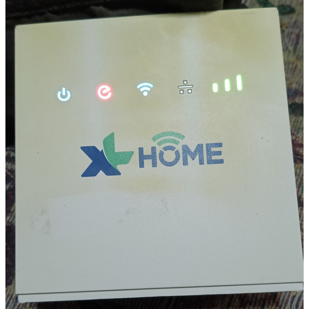 MODEM ROUTER XL HOME WIFI