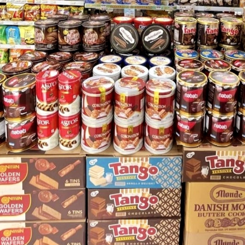 TANGO WAFER KALENG 240GR/ANEKA KUE KALENG EXP 2027
