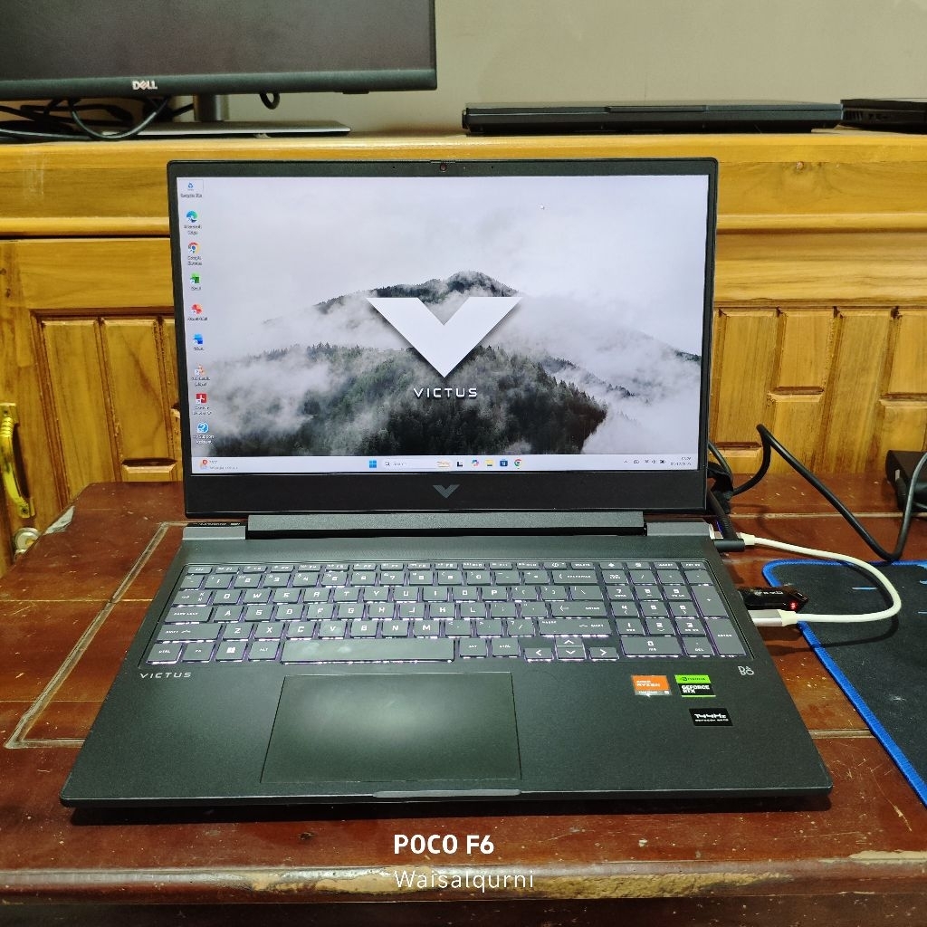 HP Victus 16 S0009AX RTX 4060 Ryzen 5 7640HS 16/512 laptop render arsitek