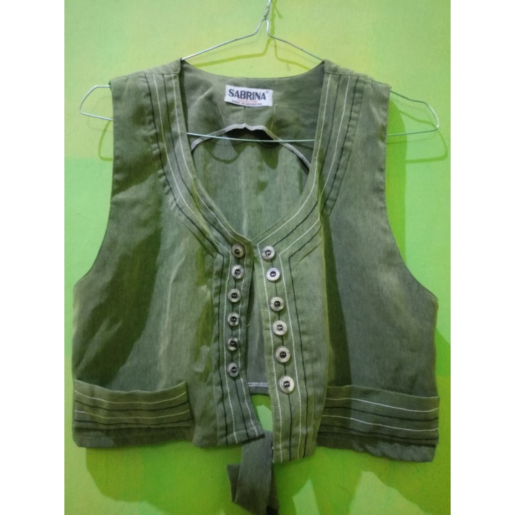 PAKAIAN WANITA ROMPI - SABRINA