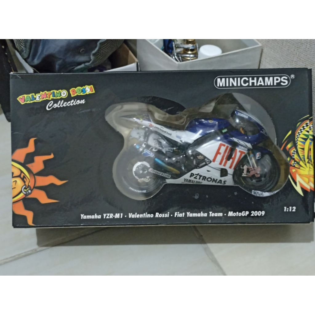 Minichamps V Rossi 2009