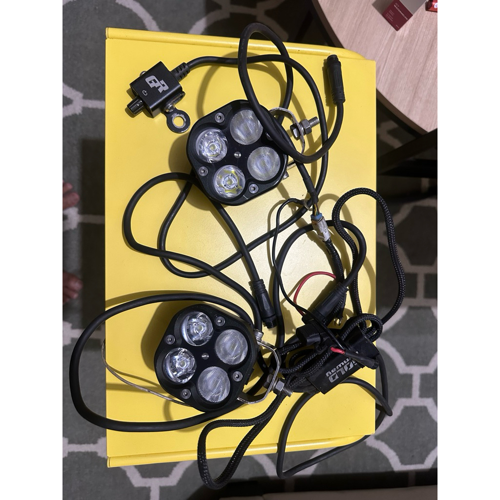 lampu tembak gold runway 4 titik