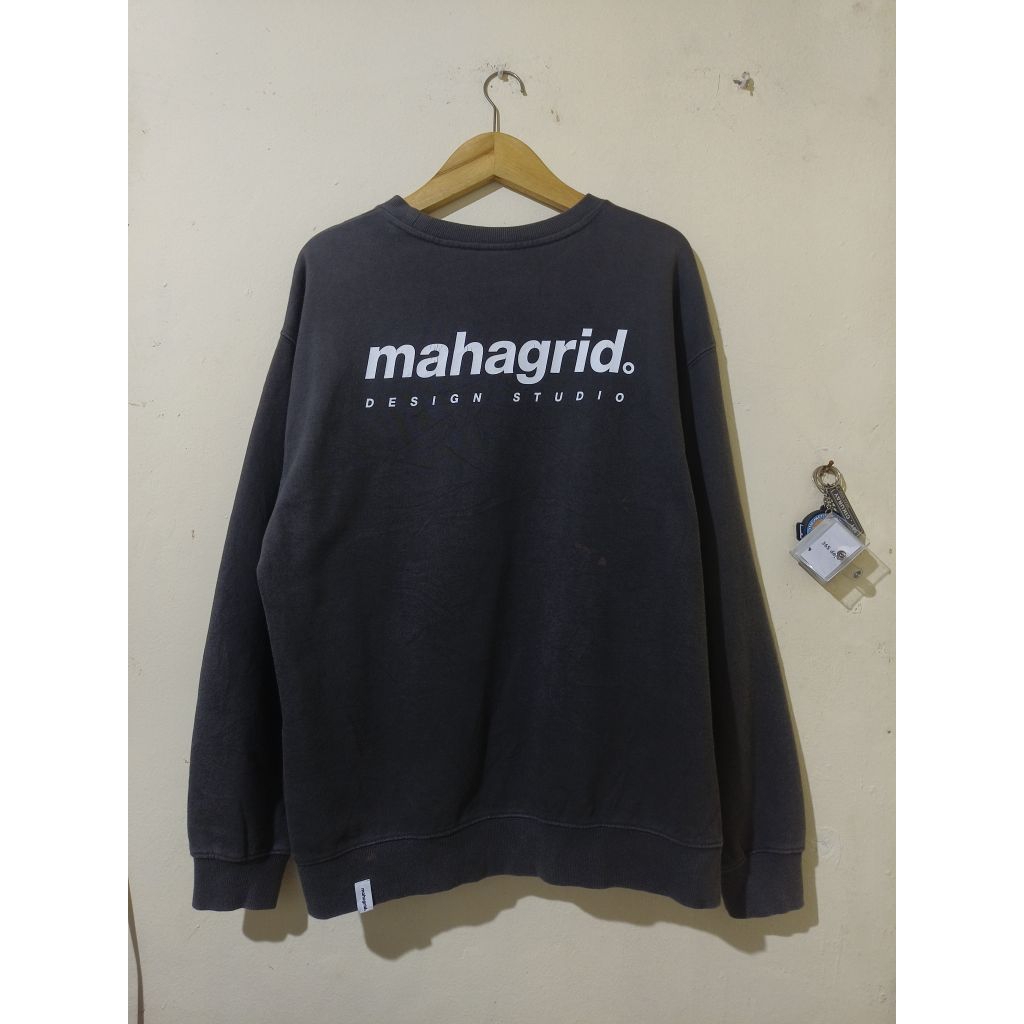 crewneck mahagrid design united