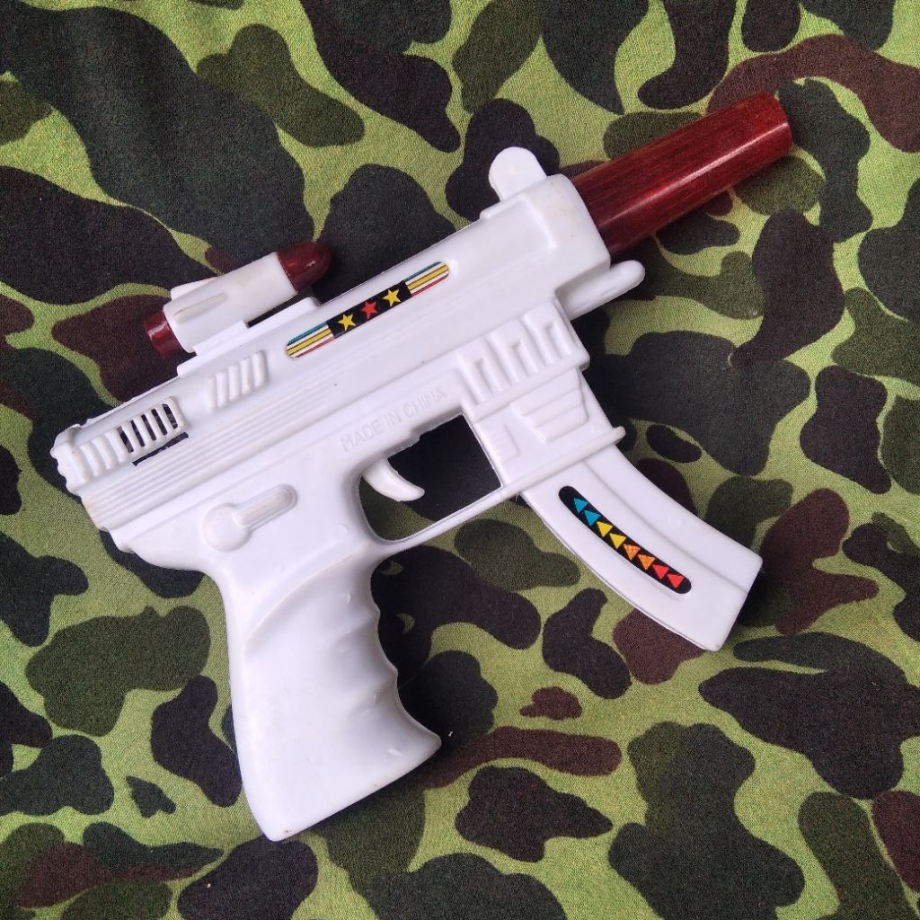 mainan snapan jadul space gun tutup batre tidak ada  pistol mitraliiur laser gun mainan jadul space 