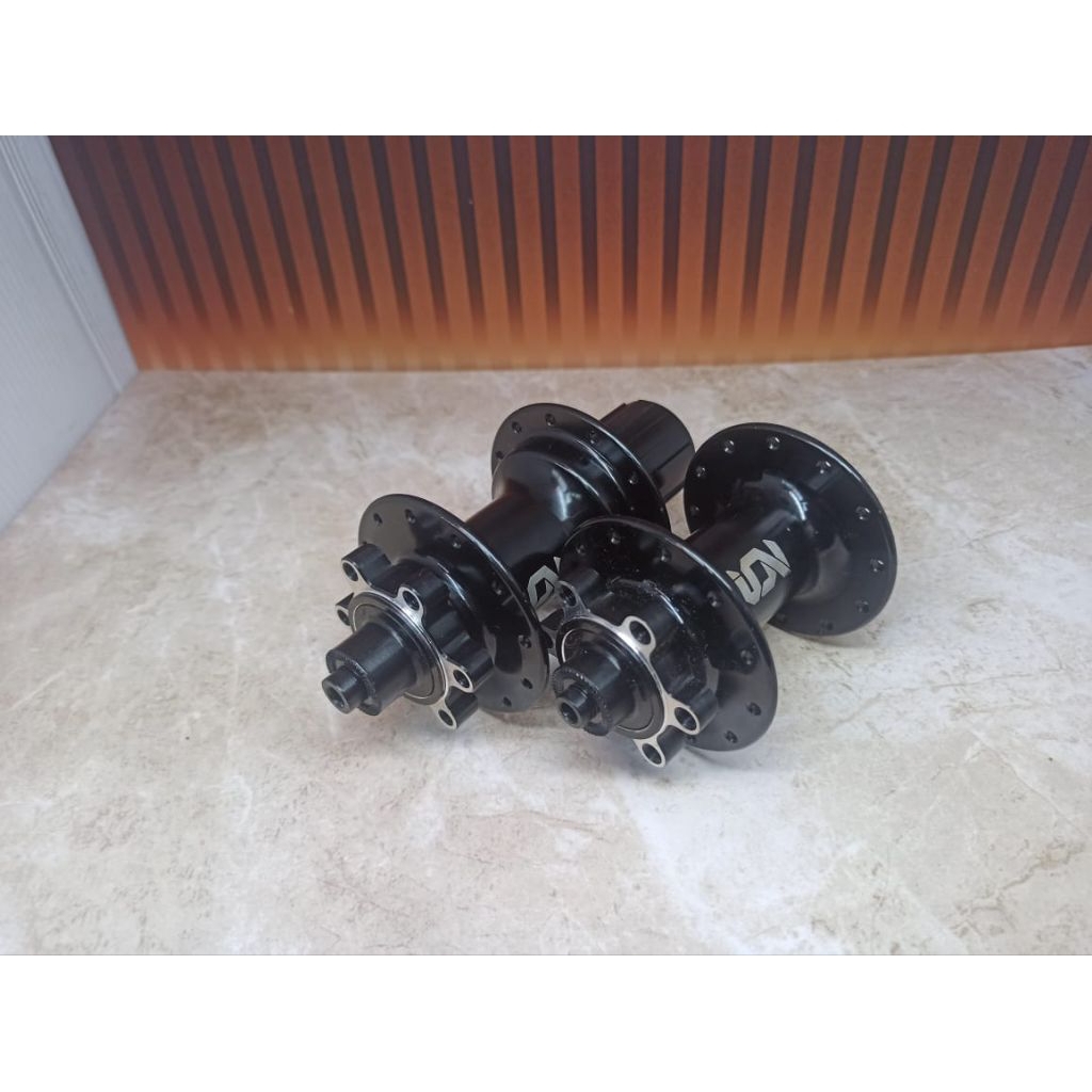 Hub Freehub set bearing ION JANGKRIK DISCBRAKE 6bolt 20/24 & 24/24 hole BARU