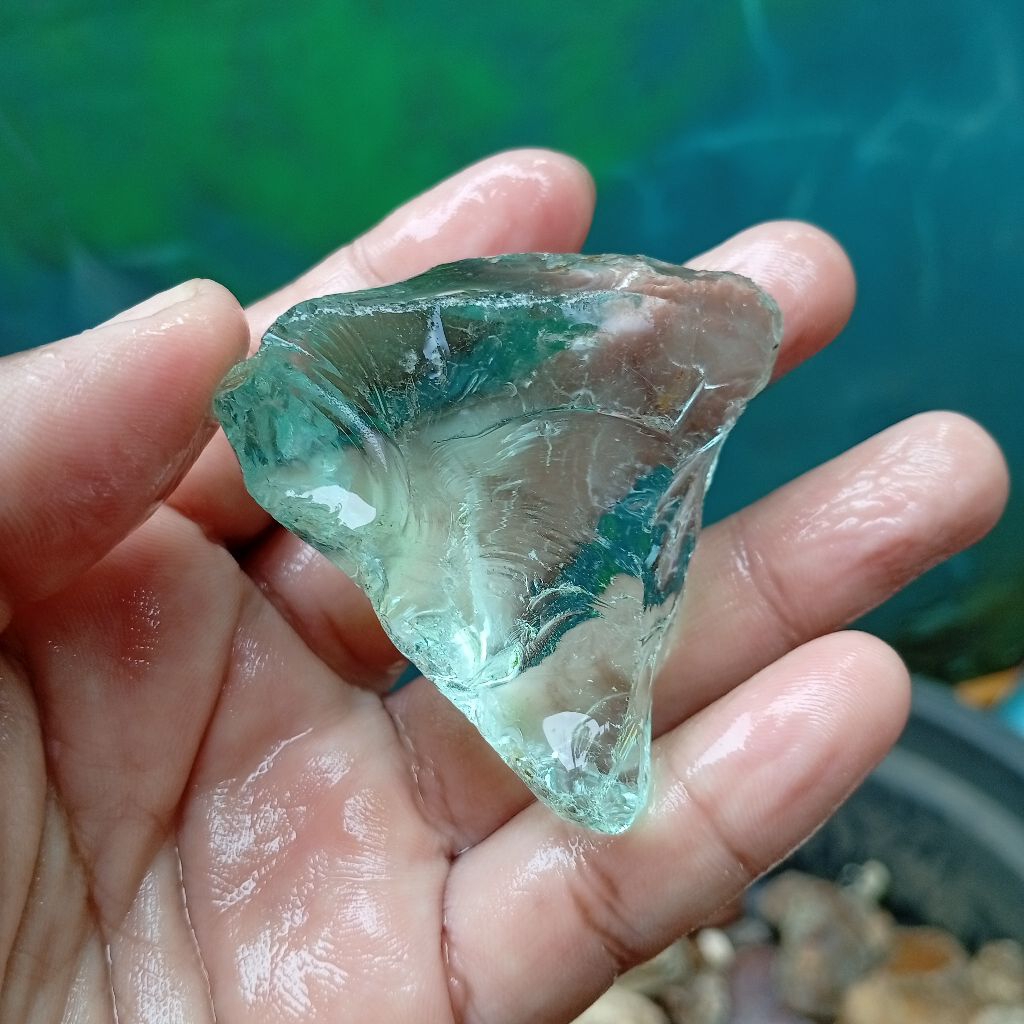 batu obsidian clear bahan ukuran sedang