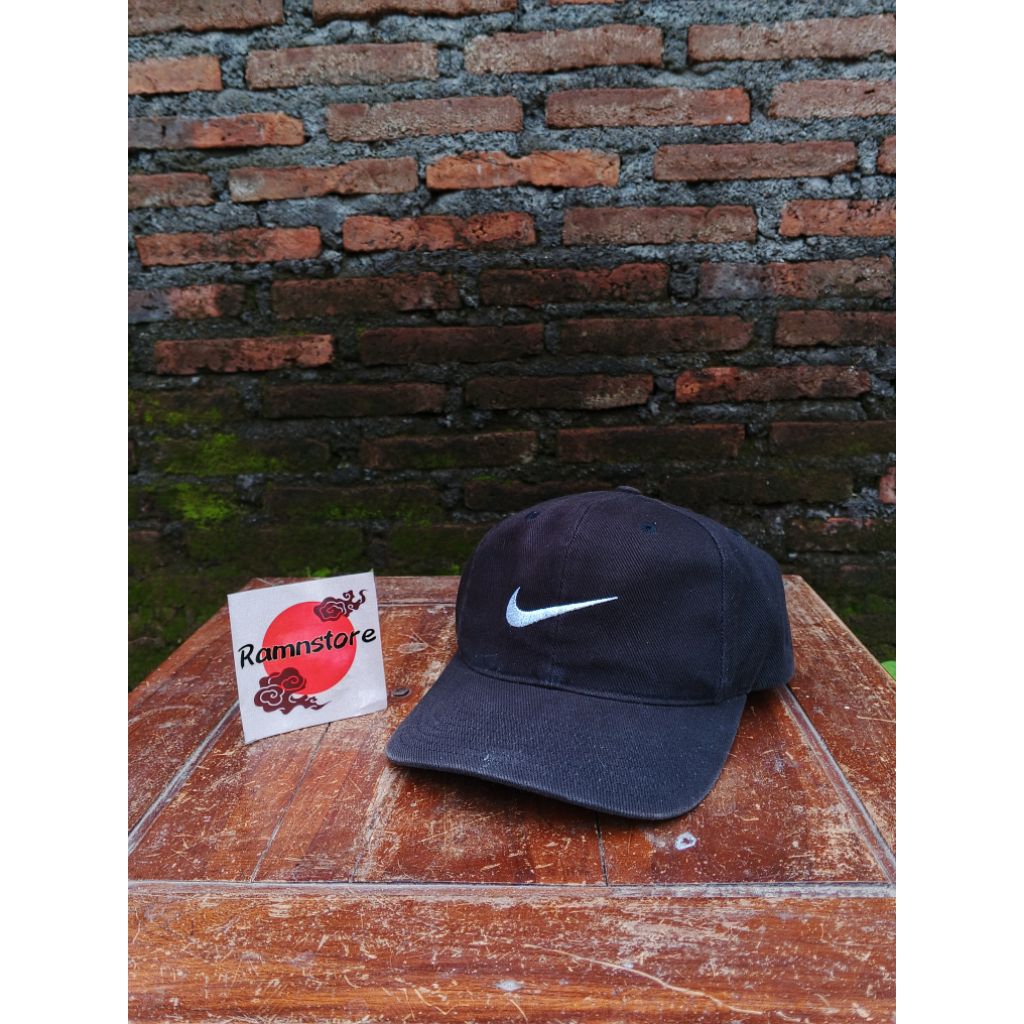 topi nike vintage