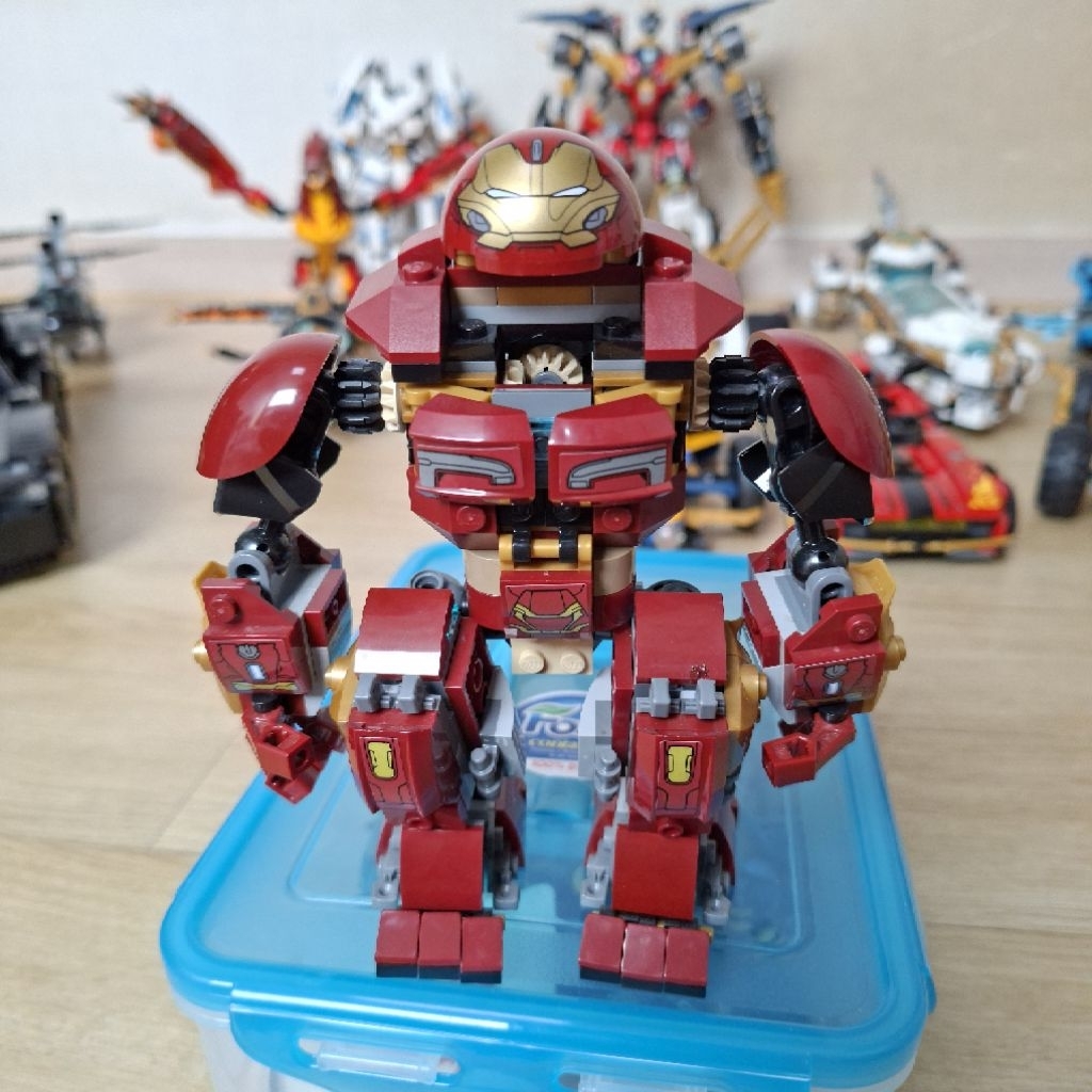 Lego The Hulkbuster Smash-Up 76104