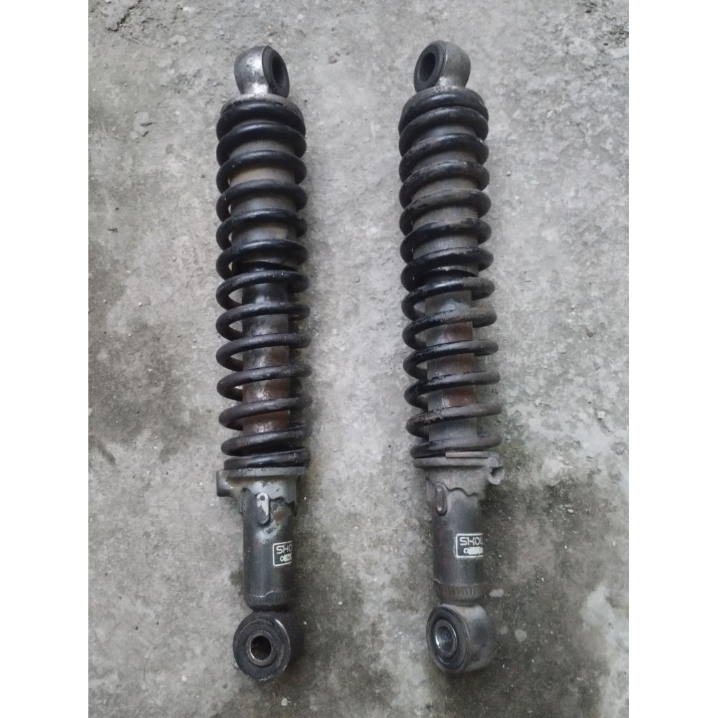 shock belakang Kaze r original showa