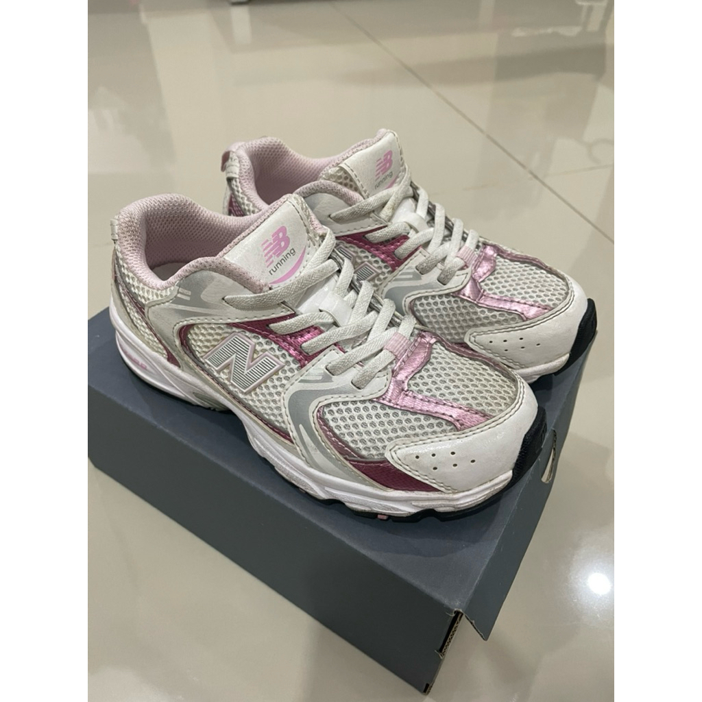SEPATU ANAK KIDS NEW BALANCE 530 PINK ORI 1000000% (PRELOVED)