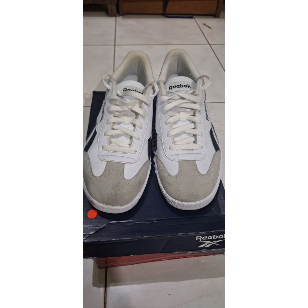 Preloved Reebok Men size 44