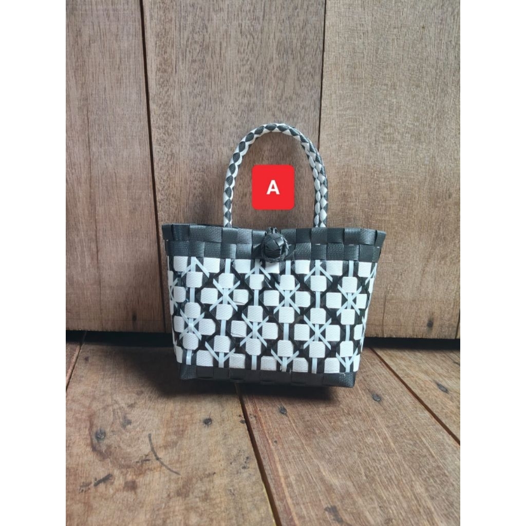 Tas Ayaman cantik dan kekinian