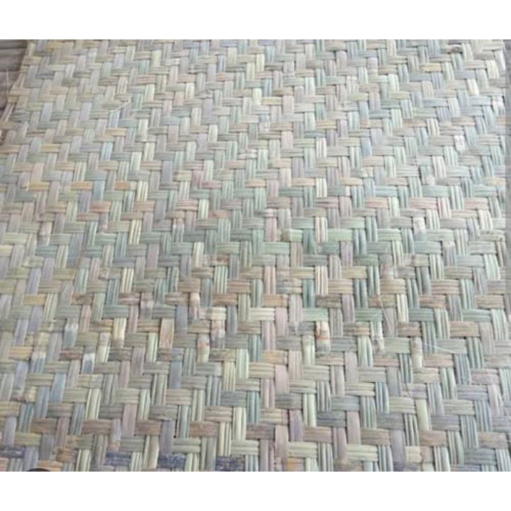 2 lembar Hinis polos bilik bambu ukuran 2 x 2 , 5 m