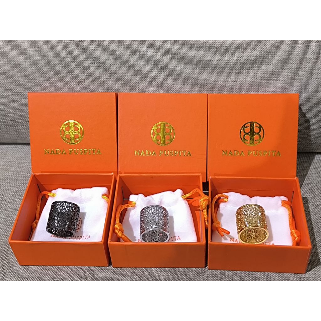 NADA PUSPITA - Chiara Ring Brooch