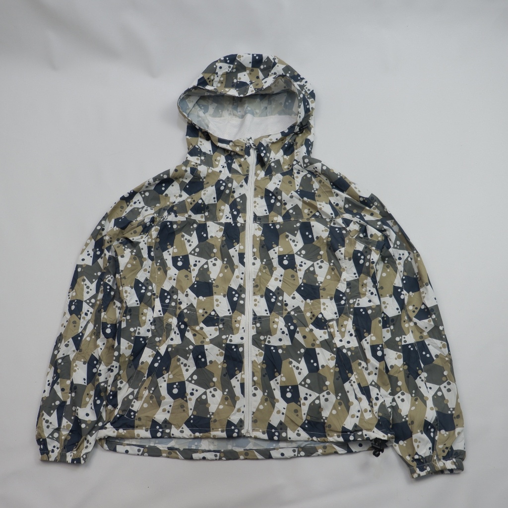 FieldCore Workman Patterned Lightweight Hooded Windbreaker (Khaki Camo/Geometric) Preloved