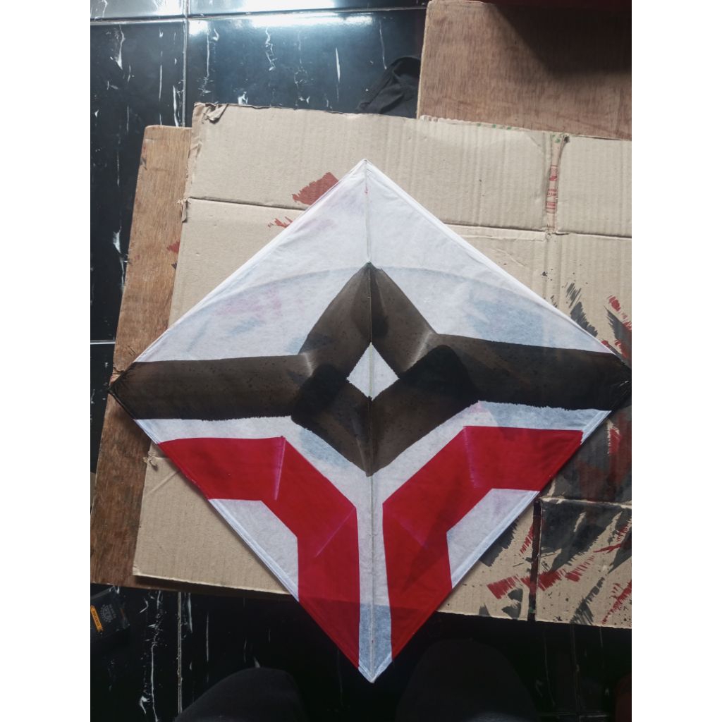 layangan seot berotot pulas arku berat/keras ukuran 54 kertas putih isi 20 pcs layangan