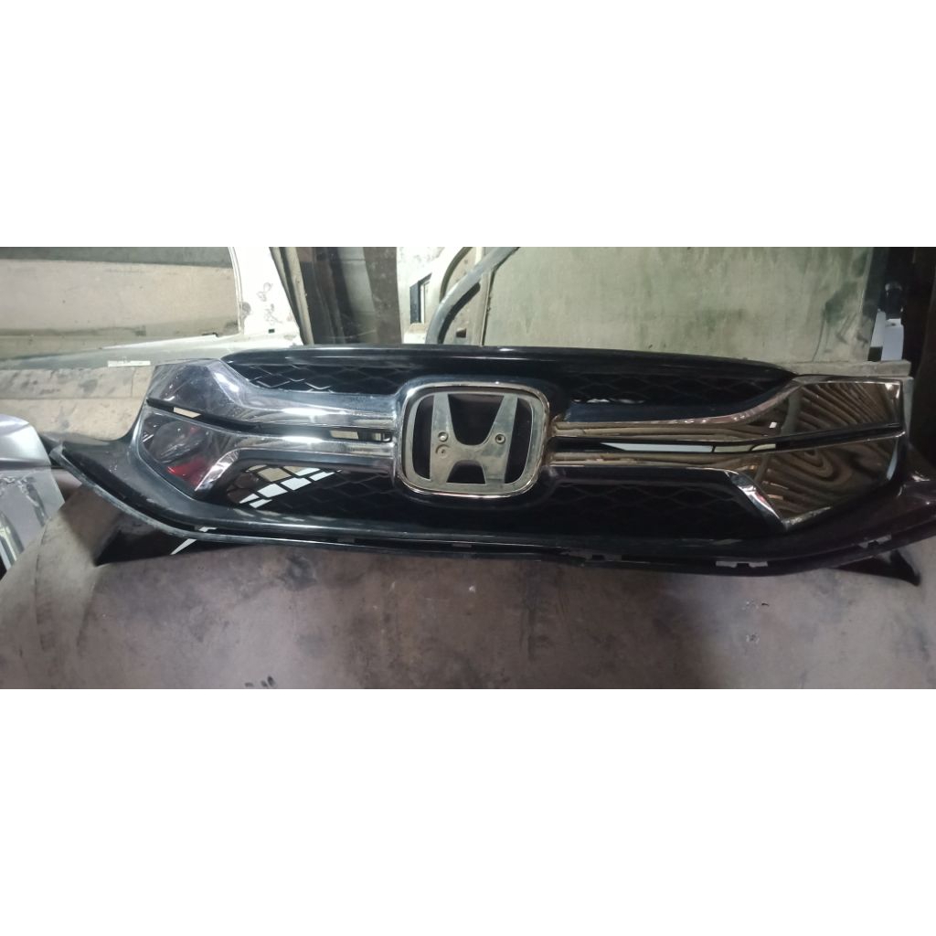 grill Honda Mobilio