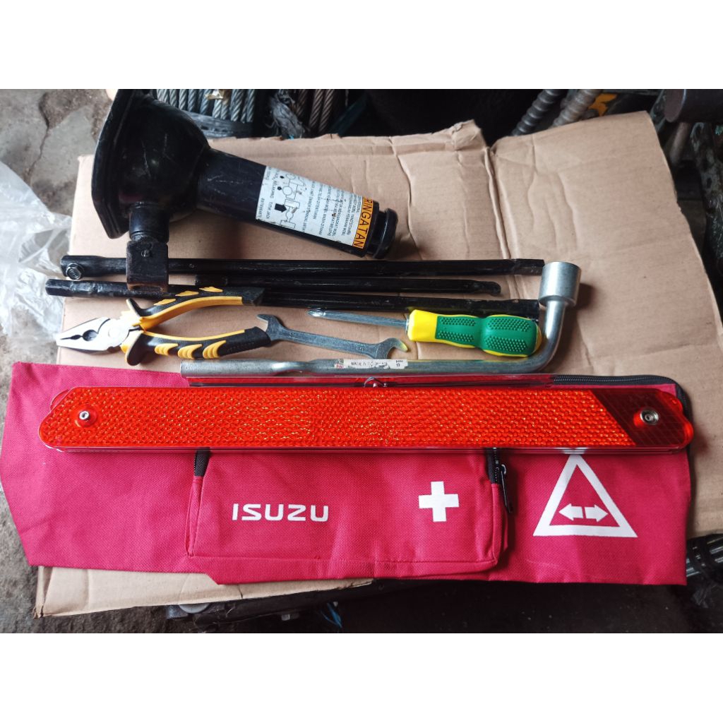 dongkrak Isuzu d max Isuzu u max original fullset hemat berkwalitas