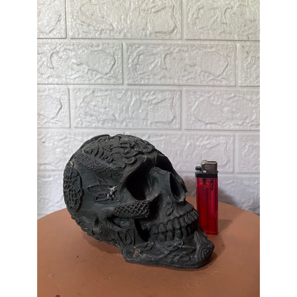 tengkorak hiasan meja aquarium bonsai