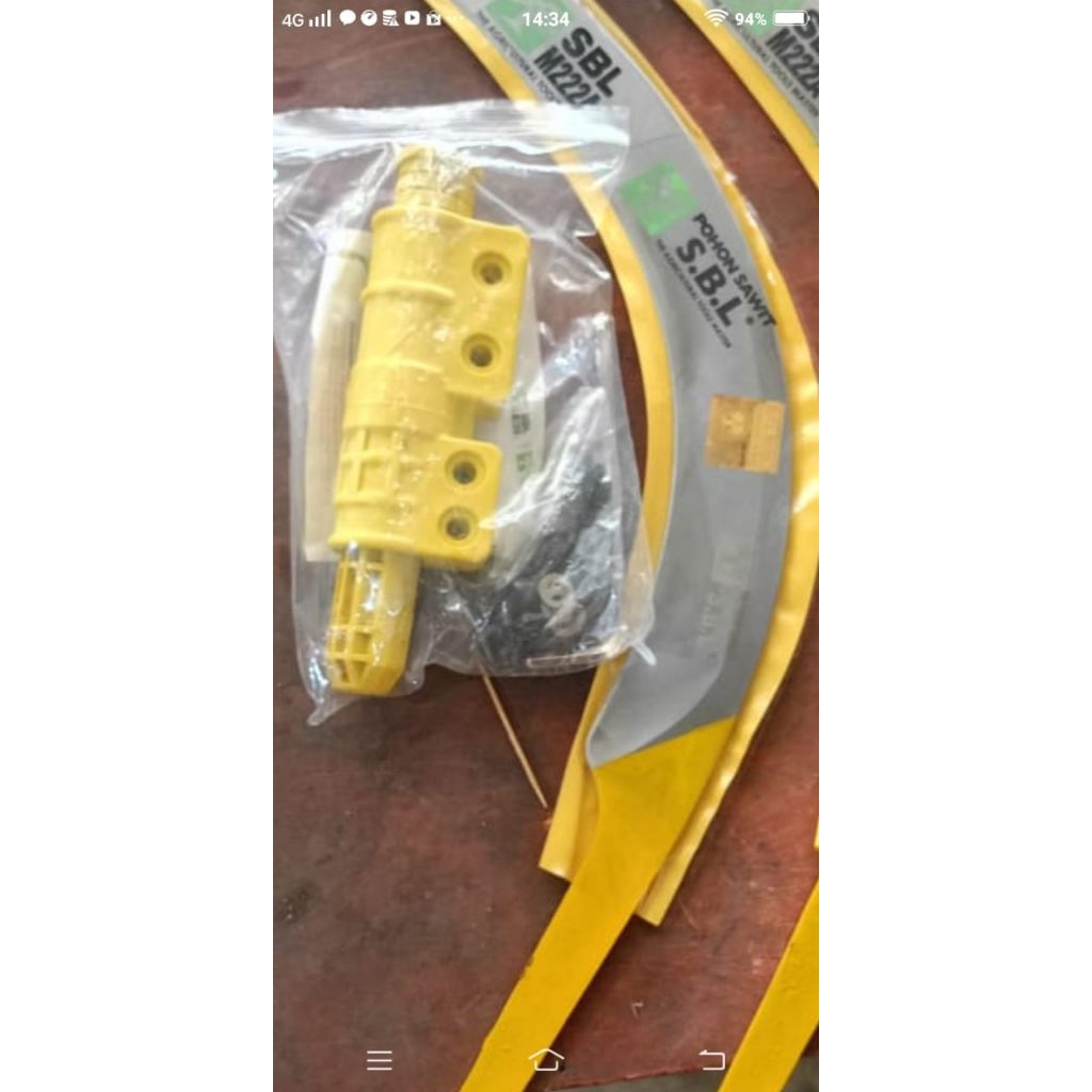 egrek Malaysia SBL pohon sawit