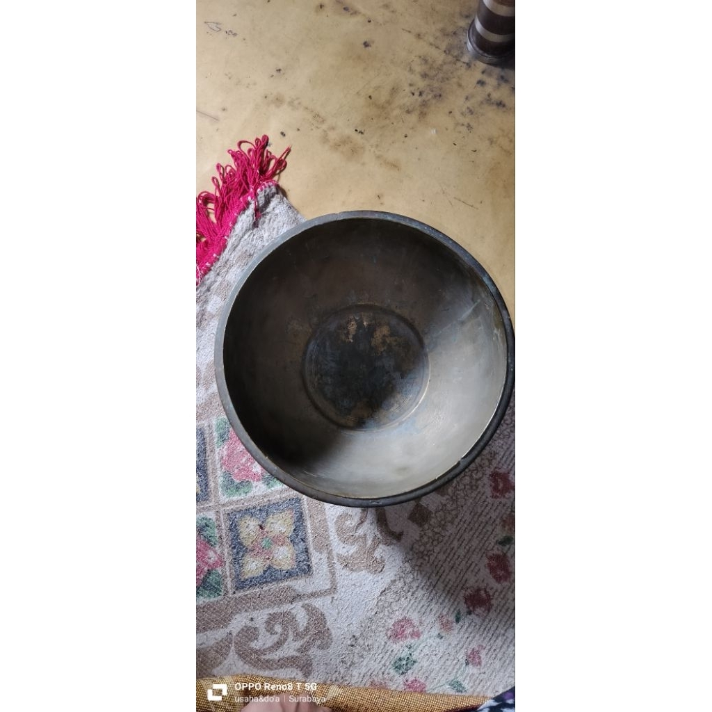 Bokor Kuningan lawas tebal