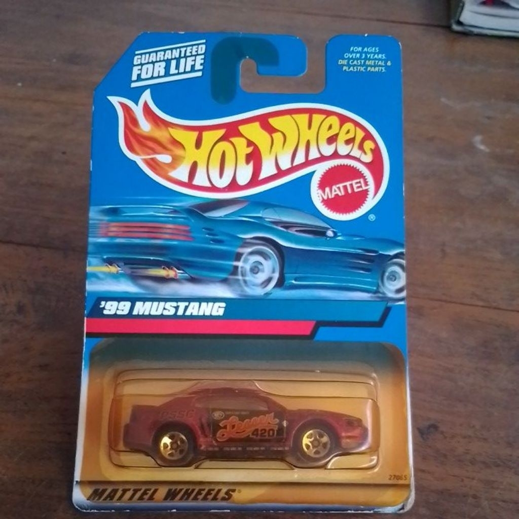 Hotwheels 99 Mustang.