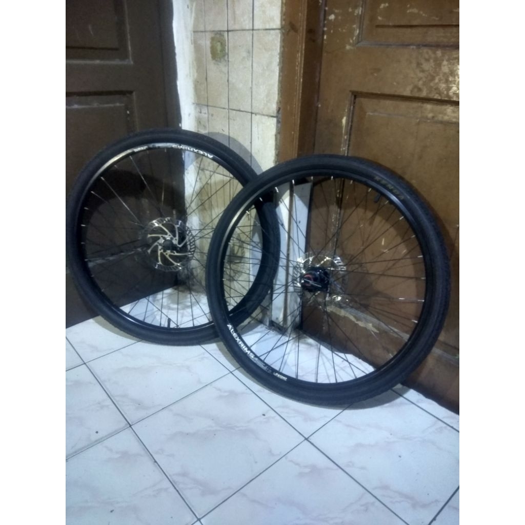 wheelset 26 hub strumer jangkrik