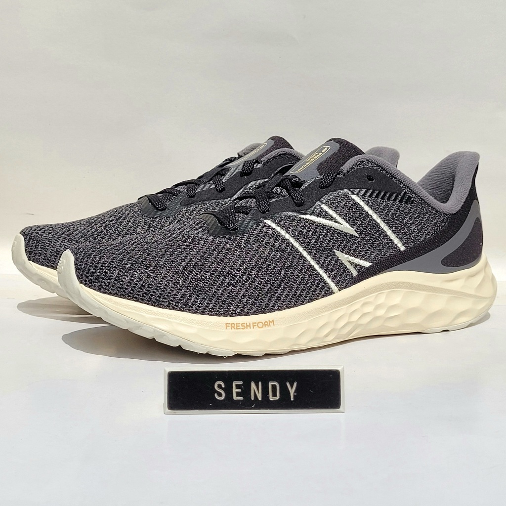 New Balance Fresh Foam NB Arishi V4 Original Sepatu Olahraga Pria Running Lari Black MARISAK4 Ori