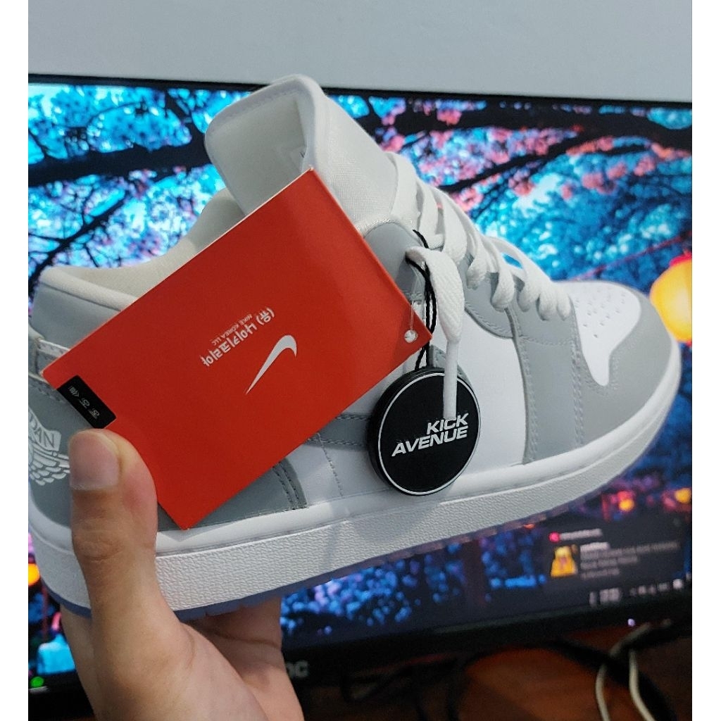 Nike Air Jordan 1 Low Wolf Grey