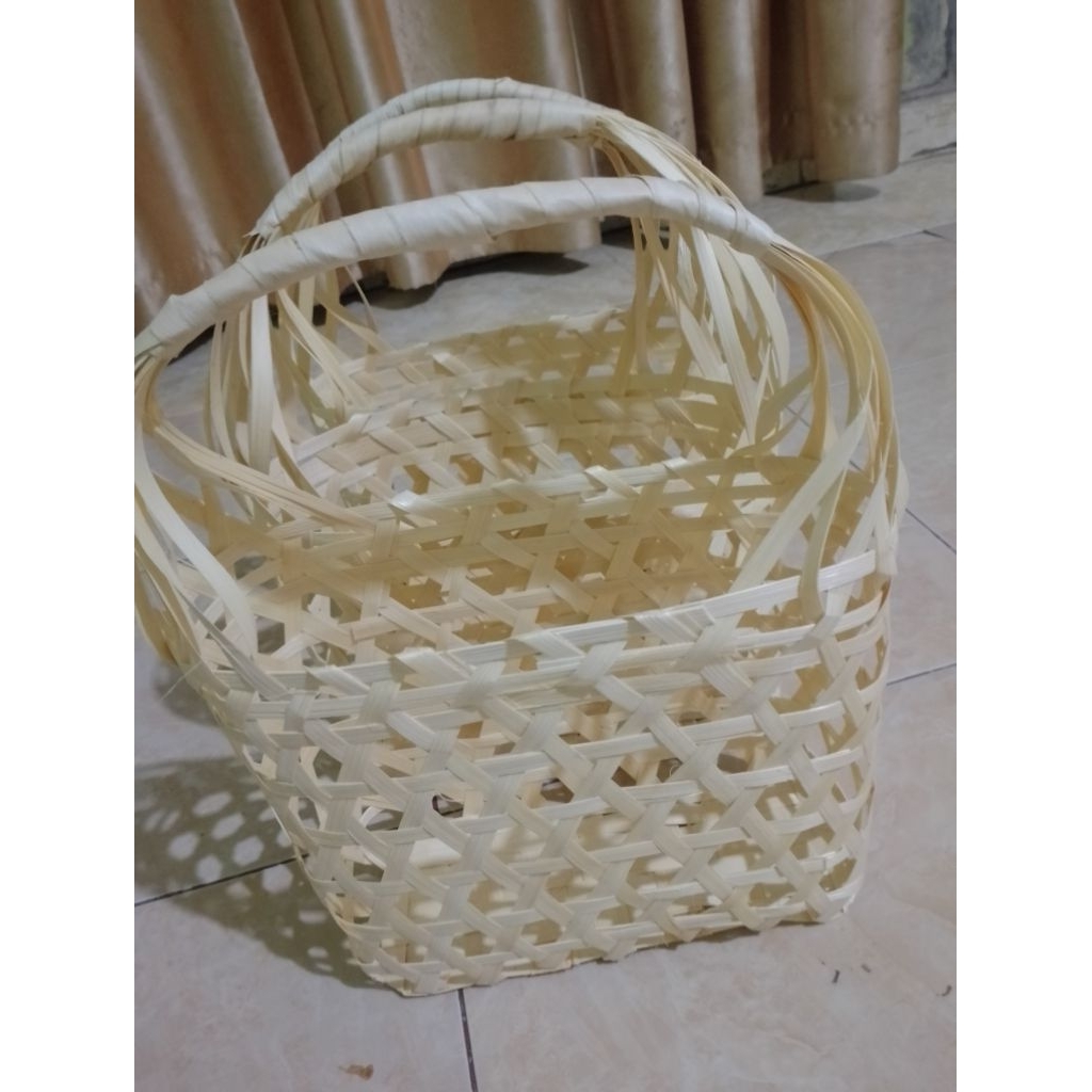 READY Keranjang Parsel / Tas anyaman Bambu Unik / Keranjang Hampers souvernir
