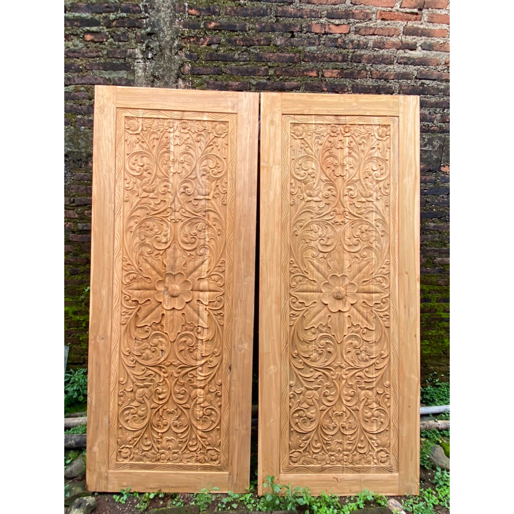 pintu ukir untuk kamar / pintu depan