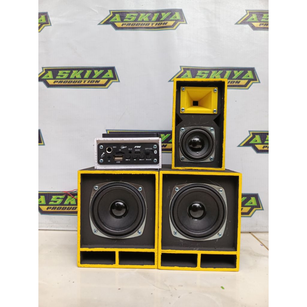 Miniatur sound system paket lengkap bisa karaoke baterai bisa di cas