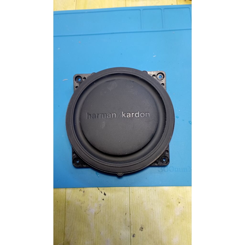 Pasive bass HK onyx3 original cabutan. (PBR)